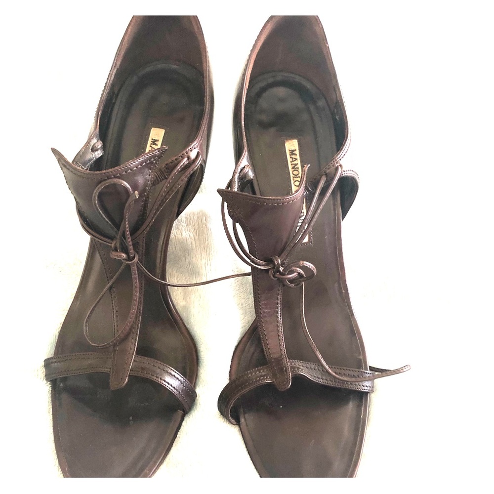 Size 40.5 Manolos